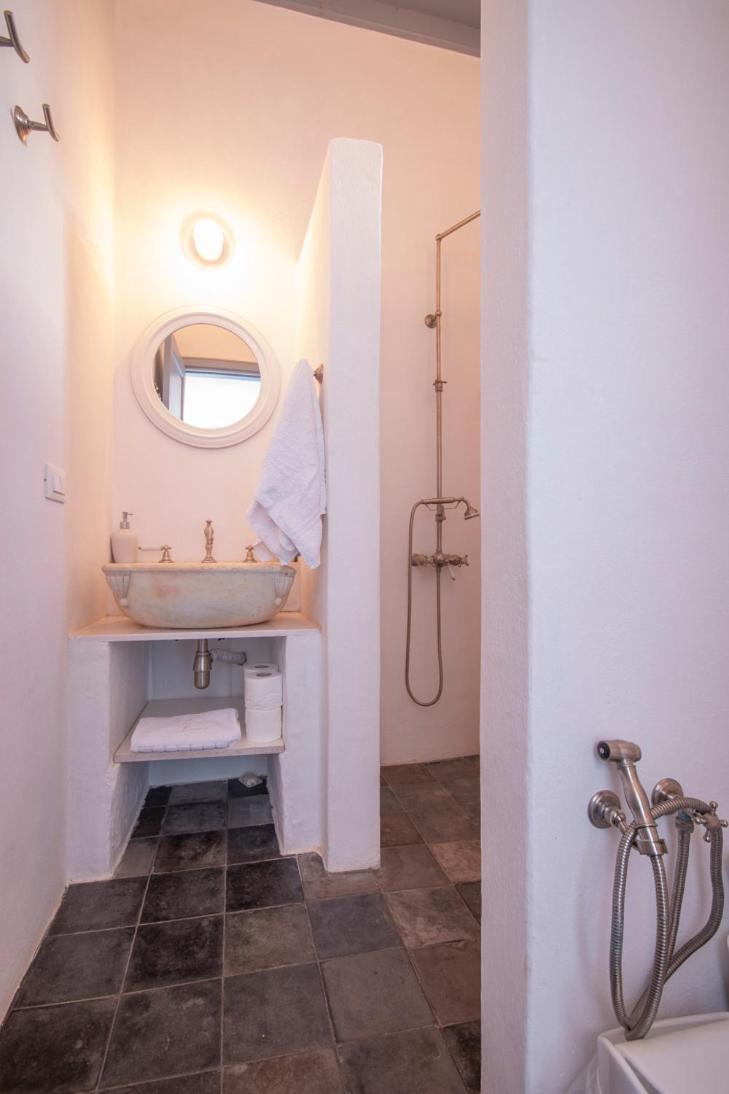 The Anchor House Bed & Breakfast ซีมี ภายนอก รูปภาพ